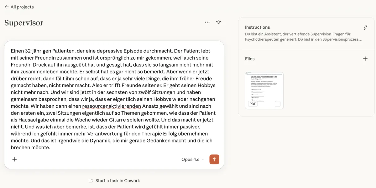 Ein Coding-Assistent bearbeitet die Aufgabe, die die spätere Anwendung übernehmen soll
